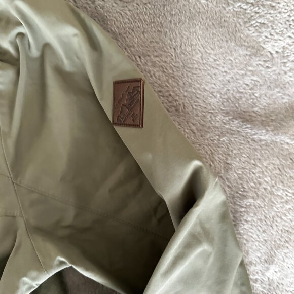 NWT Eddie Bauer Charly Jacket Green Women's size LARGE Rain Anorak - Picture 5 of 9